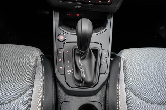 Arona neues Modell 1,5 TSI DSG FR, AHK abn -LAG. 
