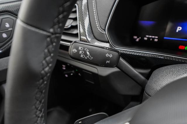 Volkswagen T-Cross 1,5 TSI DSG R-Line - LAGER 