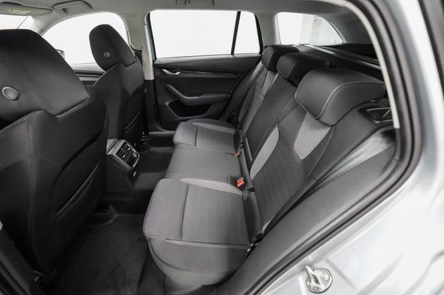 Skoda Octavia Combi Kombi 1,5 TSI mHEV DSG Selection - LAGER 