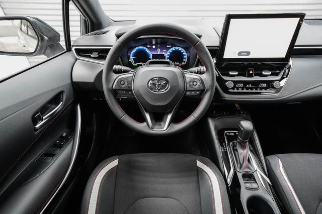 Toyota Corolla Touring Sports Sport 2,0 Hybrid GR -LAG. 