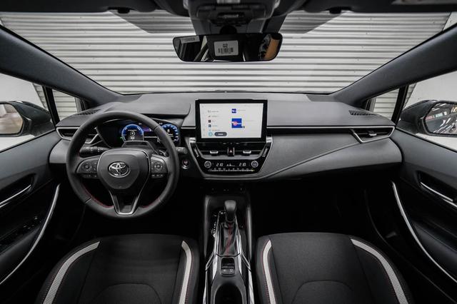 Toyota Corolla Touring Sports Sport 2,0 Hybrid GR -LAG. 