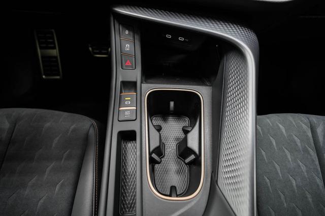 Cupra Terramar 1,5 eTSI DSG - LAGER 