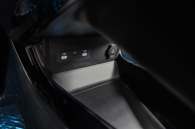 BYD Seal U DM-i 4x4 Plug In Design - LAGER 