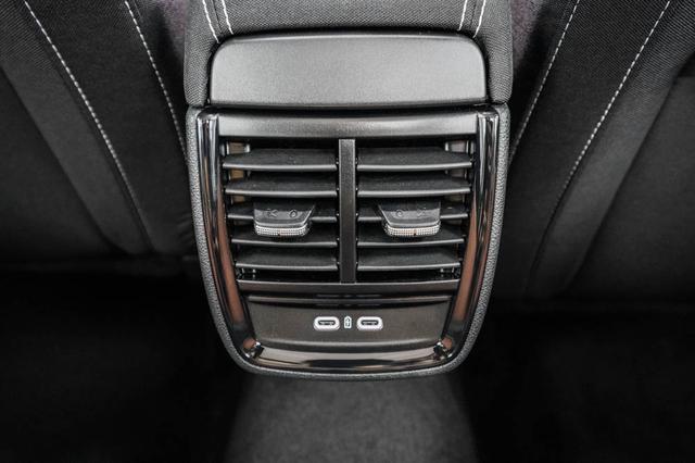 Skoda Kamiq 1,5 TSI DSG Monte Carlo - LAGER 