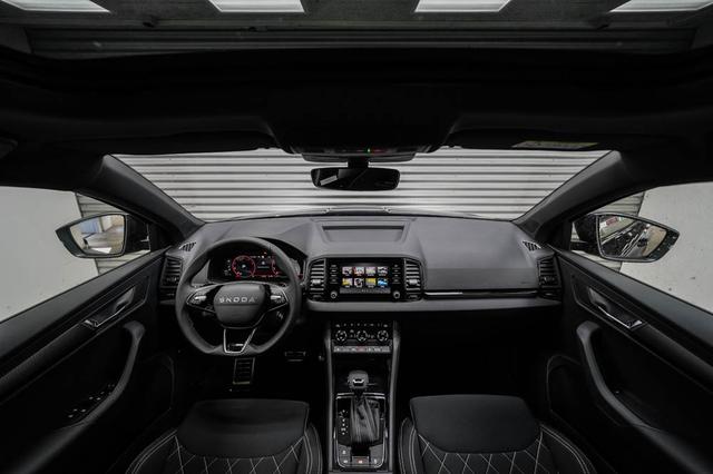 Skoda Karoq 1,5 TSI DSG Sportline - LAGER 