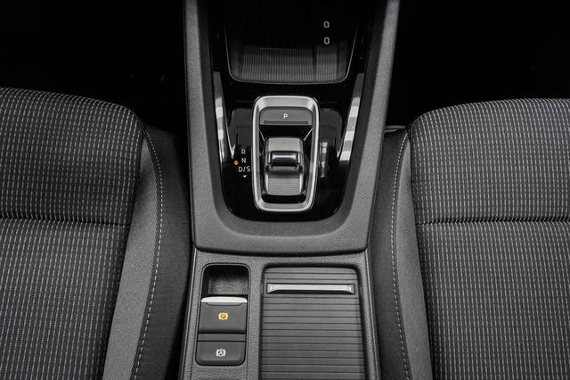 Skoda Octavia Combi Kombi 1,5 TSI mHEV DSG Selection - LAGER 
