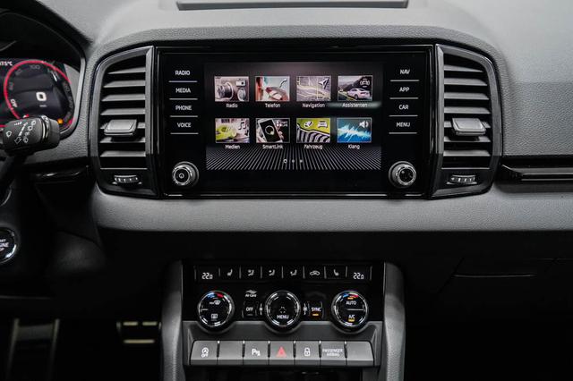 Skoda Karoq 1,5 TSI DSG Sportline - LAGER 