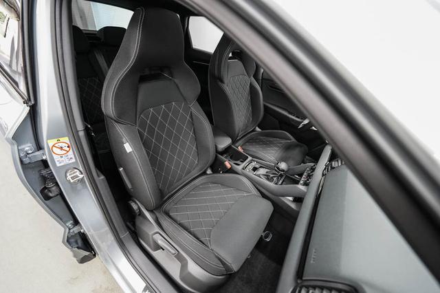 Skoda Karoq 1,5 TSI DSG Sportline - LAGER 