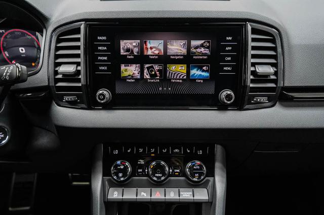 Skoda Karoq 2,0 TDI DSG 4x4 Sportline - LAGER 