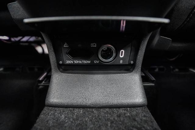 Skoda Karoq 2,0 TDI DSG 4x4 Sportline - LAGER 