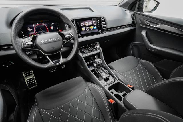 Skoda Karoq 2,0 TSI DSG 4x4 Sportline - LAGER 