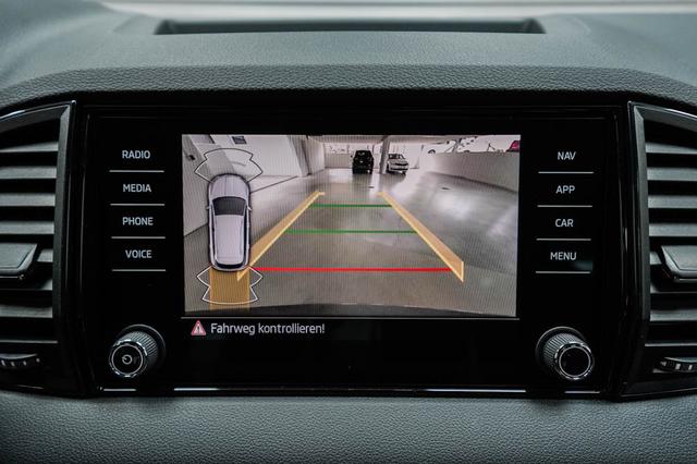 Skoda Karoq 2,0 TSI DSG 4x4 Sportline - LAGER 