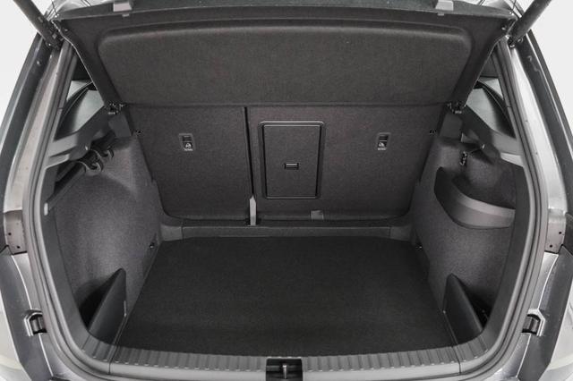 Skoda Karoq 2,0 TSI DSG 4x4 Sportline - LAGER 