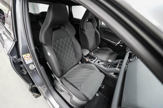 Skoda Karoq 2,0 TSI DSG 4x4 Sportline - LAGER 