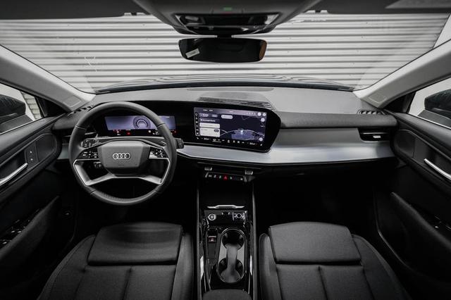 Audi Q3 1,5 eTFSI S tronic Basic - LAGER 