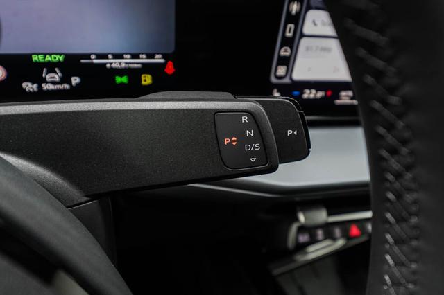 Audi Q3 1,5 eTFSI S tronic Basic - LAGER 
