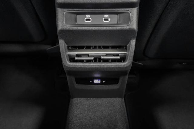 Audi Q3 1,5 eTFSI S tronic Basic - LAGER 