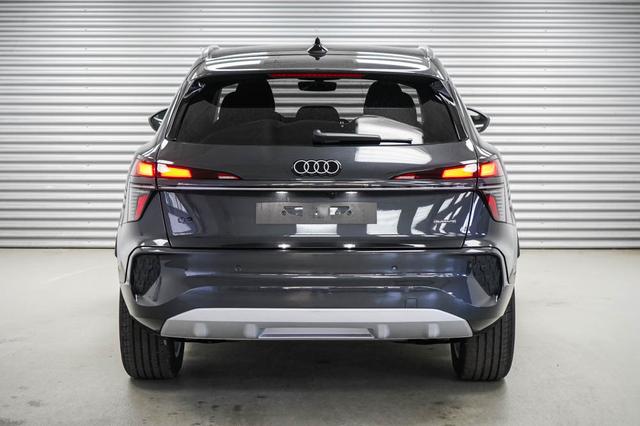 Audi Q3 2,0 TFSI S tronic quattro Basic - LAGER 