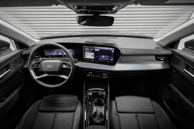 Q3 2,0 TFSI S tronic quattro Basic - LAGER 