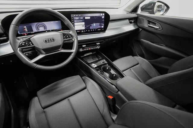 Q3 2,0 TFSI S tronic quattro Basic - LAGER 