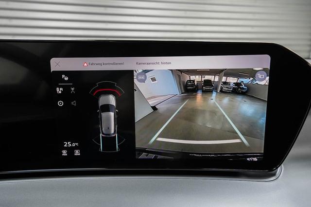 Q3 2,0 TFSI S tronic quattro Basic - LAGER 