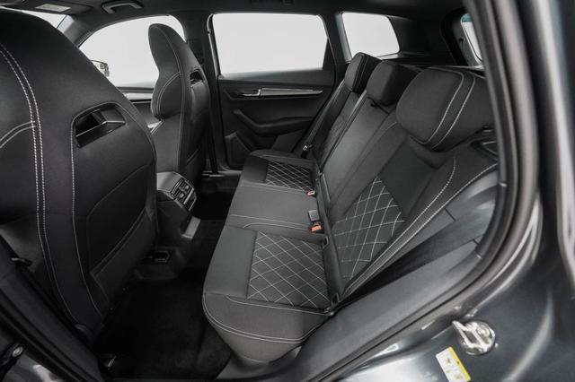 Skoda Karoq 1,5 TSI DSG Sportline - LAGER 