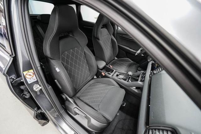 Skoda Karoq 1,5 TSI DSG Sportline - LAGER 