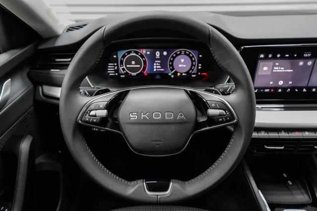 Skoda Octavia Combi Kombi 1,5 TSI mHEV DSG Selection - LAGER 
