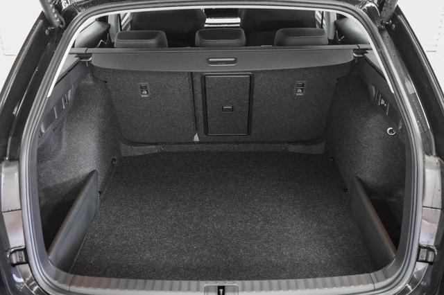 Skoda Octavia Combi Kombi 1,5 TSI mHEV DSG Selection - LAGER 