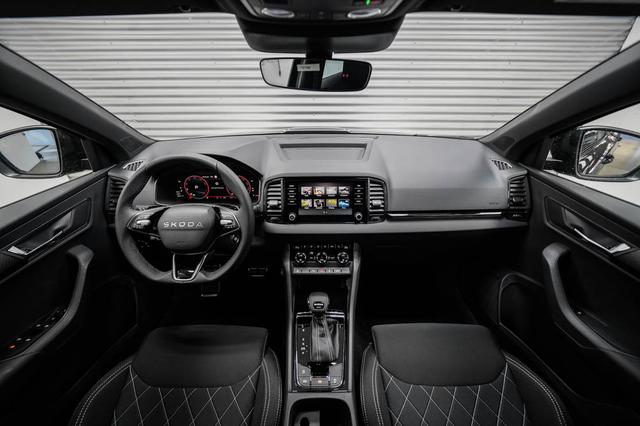 Skoda Karoq 2,0 TSI DSG 4x4 Sportline - LAGER 