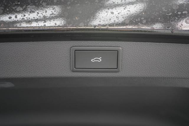 Skoda Karoq 2,0 TSI DSG 4x4 Sportline - LAGER 