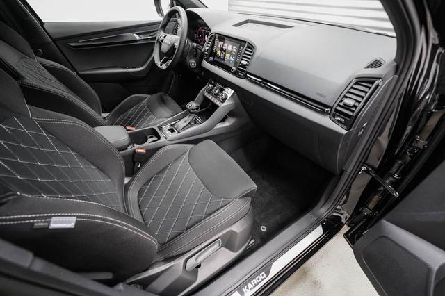Skoda Karoq 2,0 TSI DSG 4x4 Sportline - LAGER 