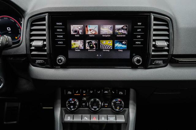 Skoda Karoq 2,0 TSI DSG 4x4 Sportline - LAGER 