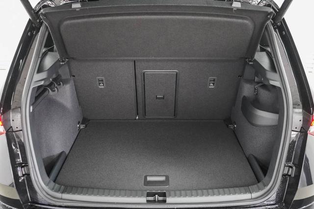Skoda Karoq 2,0 TSI DSG 4x4 Sportline - LAGER 