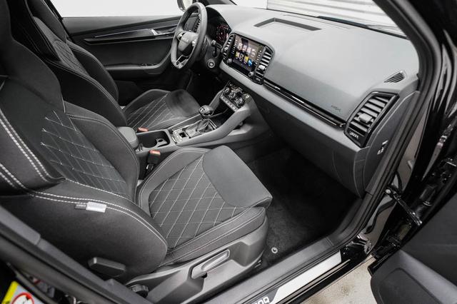 Skoda Karoq 2,0 TSI DSG 4x4 Sportline - LAGER 