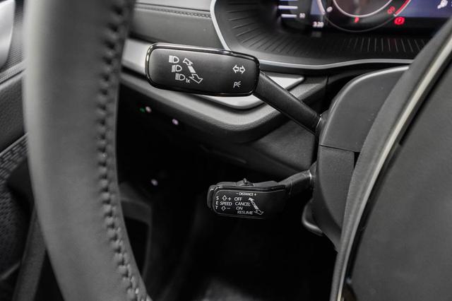 Skoda Octavia Combi Kombi 2,0 TDI DSG Selection - LAGER 