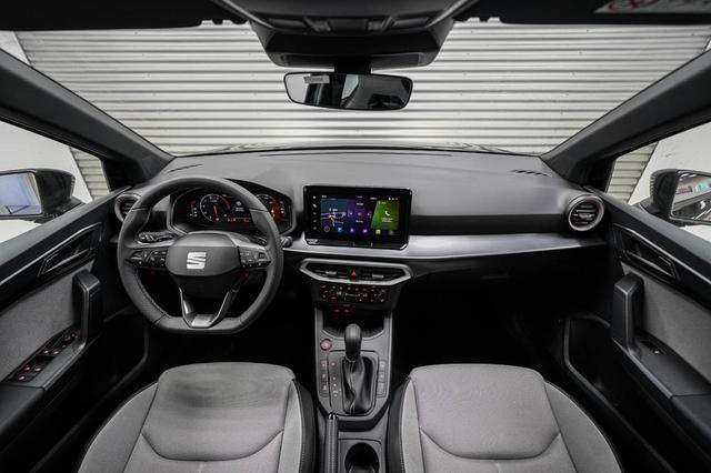 Seat Arona neues Modell 1,5 TSI DSG FR - LAGER 