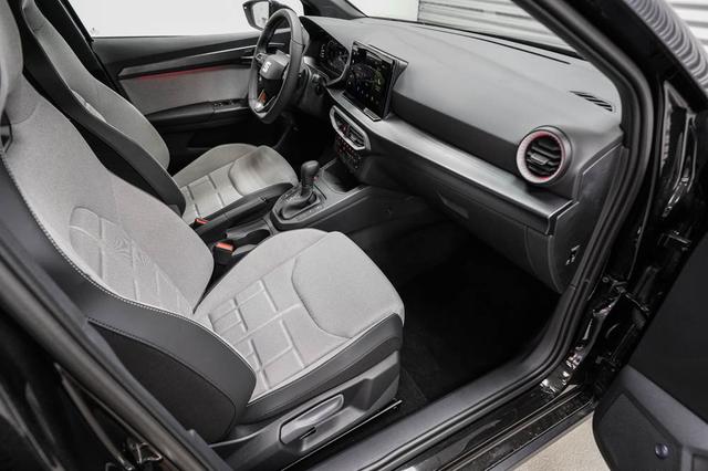 Seat Arona neues Modell 1,5 TSI DSG FR - LAGER 