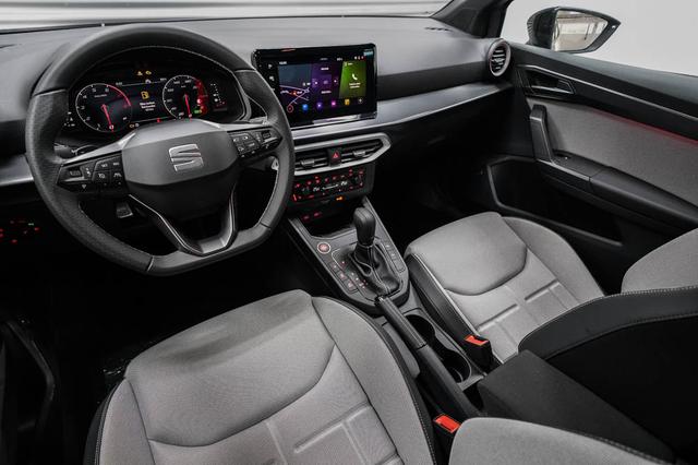 Seat Arona neues Modell 1,5 TSI DSG FR - LAGER 
