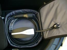 Tesla Model 3 Long Range AWD Allrad Dualmotor (366 KW/498 PS) Wärmepumpe, Standheizung und Kühlung, Navi, 360° Kamera, PDC vone u. hinten, 18 Zoll Aluräder 