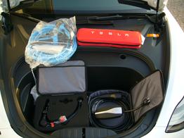 Tesla Model 3 Long Range AWD Allrad Dualmotor (366 KW/498 PS) Wärmepumpe, Standheizung und Kühlung, Navi, 360° Kamera, PDC vone u. hinten, 18 Zoll Aluräder 