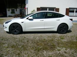 Tesla Model 3 Long Range AWD Allrad Dualmotor (366 KW/498 PS) Wärmepumpe, Standheizung und Kühlung, Navi, 360° Kamera, PDC vone u. hinten, 18 Zoll Aluräder 