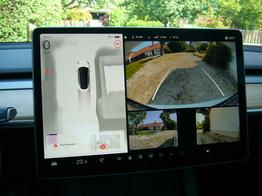 Tesla Model 3 Long Range AWD Allrad Dualmotor (366 KW/498 PS) Wärmepumpe, Standheizung und Kühlung, Navi, 360° Kamera, PDC vone u. hinten, 18 Zoll Aluräder 