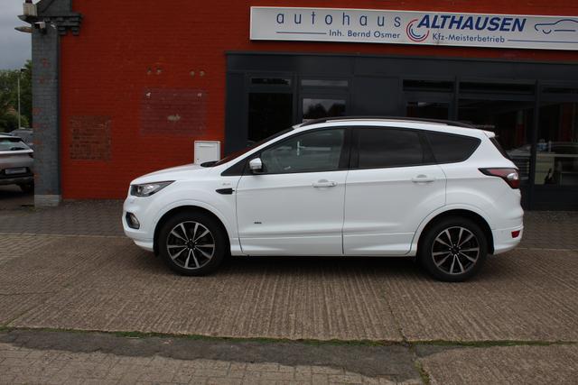 Ford Kuga - 1.5 EcoBoost ST-Line 4x4/Navi/AHK