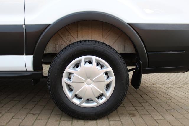 Ford Transit 350 L2H2 Trend Mild Hybrid, AHK 9-Sitzer 