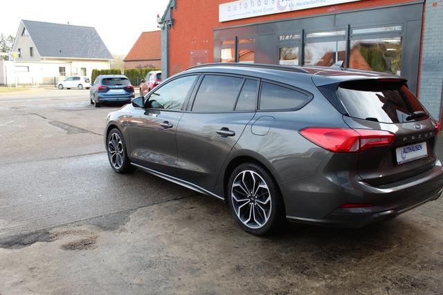Ford Focus Turnier 1.5 EcoBoost ST-Line/Sitzheizung/Kamera/Navi 