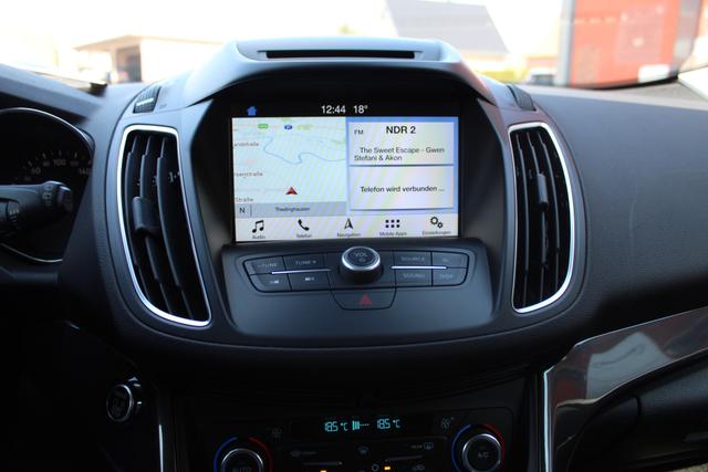 Ford C-MAX 1.5 EcoBoost Titanium / Kamera Navi/ Sitzheizung 
