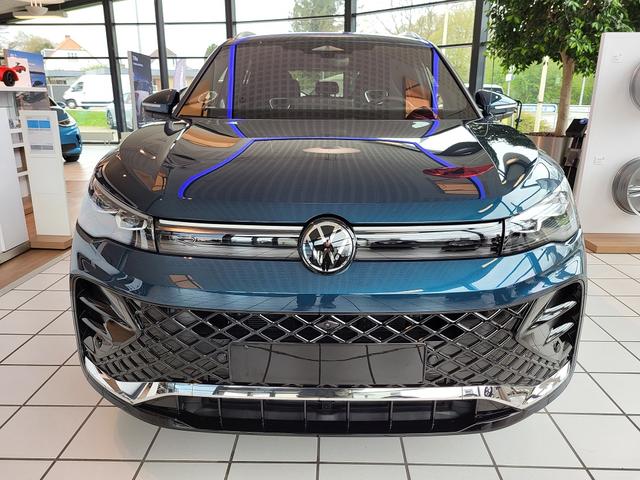 Beispielbilder, ggf. teilweise mit Sonderausstattung