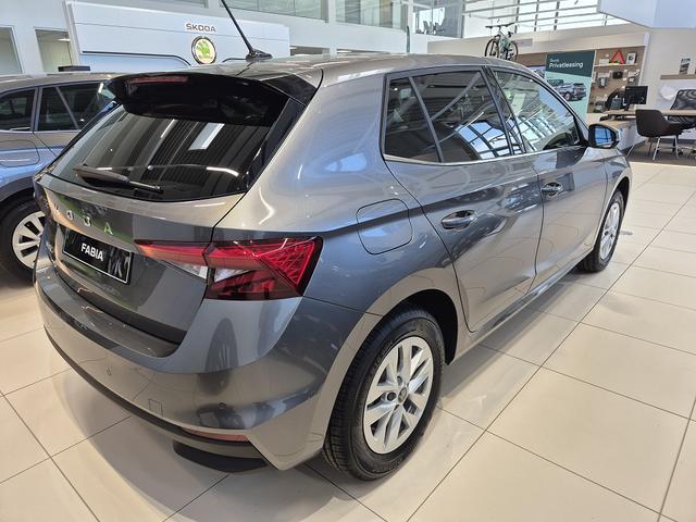 Beispielbilder, ggf. teilweise mit Sonderausstattung