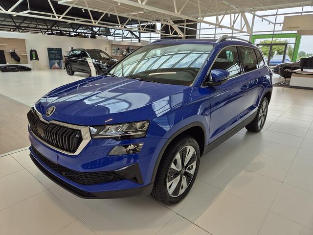 Skoda Karoq - Selection 2,0 TDI 110 kW 7-Gang-Doppelkupplungsgetriebe (Reimport DK)Preisvorteil 12.946,-€ =27,7%inkl. Anhängerkupplung, Parksensoren, Rückfahrkamera, Reserverad, Beifahrerlehne umklappbar uvm.